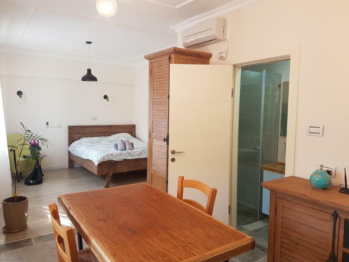 The Hbs Suite Ness Ziona Екстериор снимка